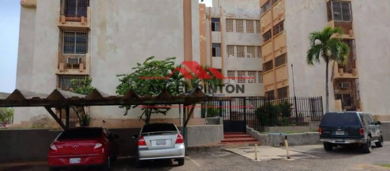 Foto Apartamento en Venta en Maracaibo, Zulia - U$D 8.500 - APV183128 - BienesOnLine