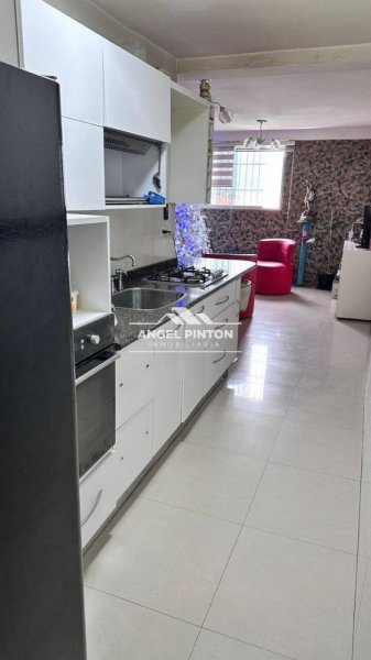 Foto Apartamento en Venta en Caracas, Distrito Federal - U$D 30.000 - APV217797 - BienesOnLine