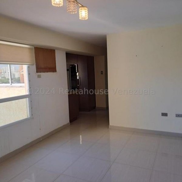 Foto Apartamento en Venta en Maracaibo, Zulia - U$D 15.000 - APV231483 - BienesOnLine