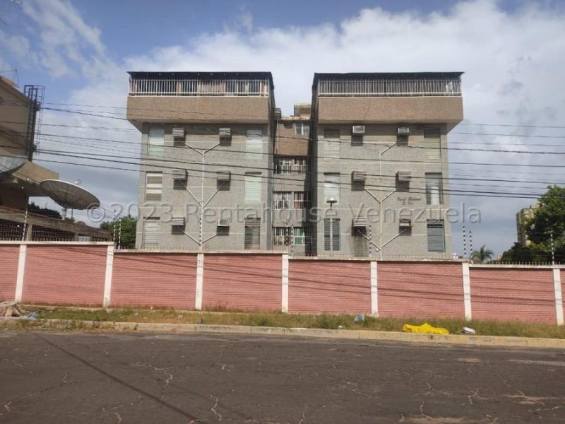 Foto Apartamento en Venta en Maracaibo, Zulia - U$D 16.000 - APV239807 - BienesOnLine