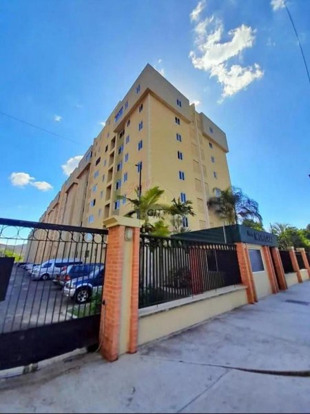 Foto Apartamento en Venta en Naguanagua, Carabobo - U$D 26.000 - APV238617 - BienesOnLine