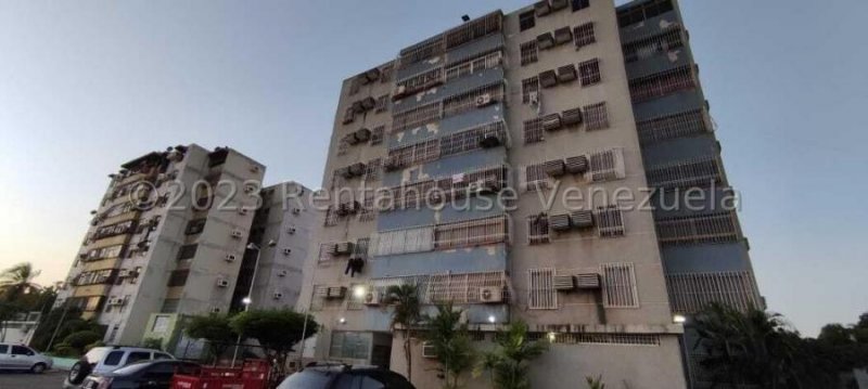 Foto Apartamento en Venta en Maracaibo, Maracaibo, Zulia - U$D 9.000 - APV187809 - BienesOnLine