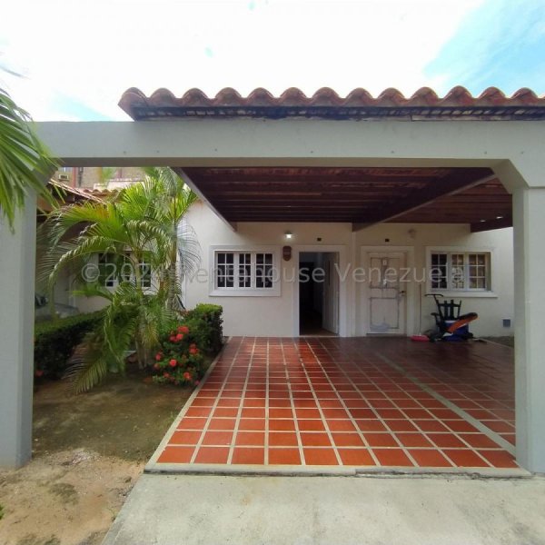 Foto Apartamento en Venta en ALONSO DE OJEDA, Ciudad Ojeda, Zulia - U$D 13.000 - APV230331 - BienesOnLine