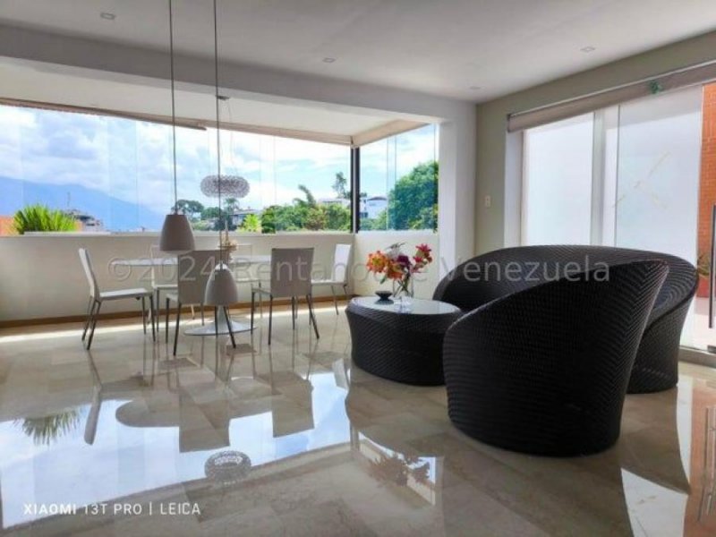 Apartamento en Venta en Colinas de Bello Monte. #25-4481