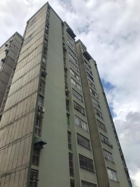 Foto Apartamento en Venta en ANDRES ELOY, Valencia, Carabobo - U$D 11.800 - APV143813 - BienesOnLine