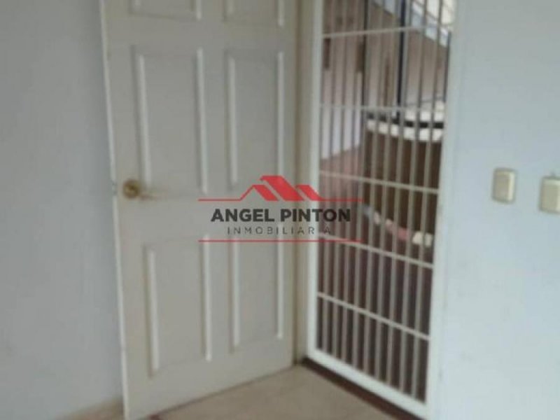 Foto Apartamento en Venta en Centro de Maracaibo, Maracaibo, Zulia - U$D 9.500 - APV187853 - BienesOnLine