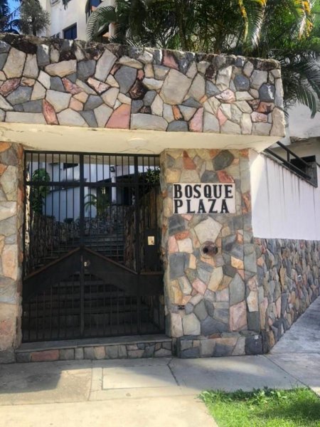 Foto Apartamento en Venta en EL BOSQUE, Valencia, Carabobo - U$D 27.000 - APV143393 - BienesOnLine