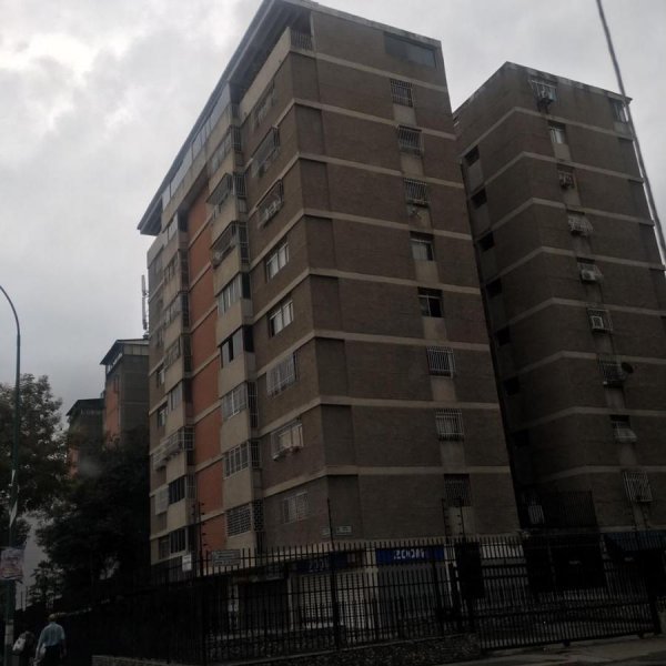 Foto Apartamento en Venta en EL MARQUÉS, Distrito Federal - U$D 49.000 - APV152111 - BienesOnLine