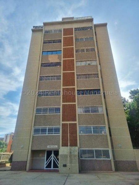 Foto Apartamento en Venta en Maracaibo, Zulia - U$D 30.000 - APV246360 - BienesOnLine