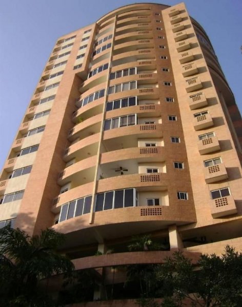 Foto Apartamento en Venta en EL PARRAL, Valencia, Carabobo - U$D 37.000 - APV144809 - BienesOnLine