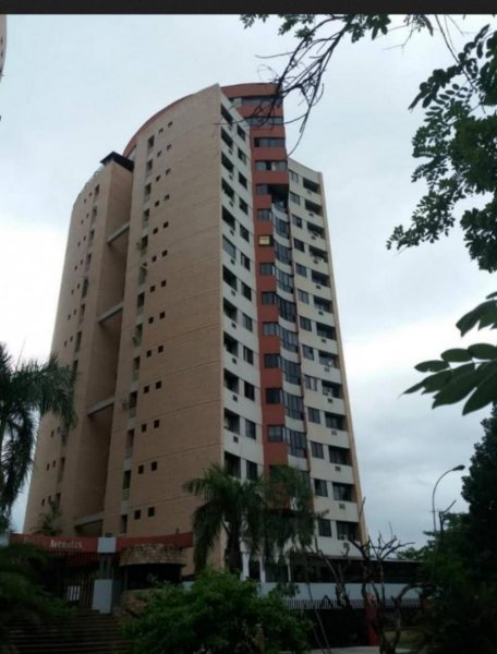 Foto Apartamento en Venta en EL PARRAL, Valencia, Carabobo - U$D 45.000 - APV141396 - BienesOnLine