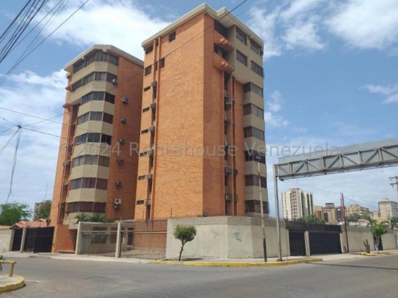 Foto Apartamento en Venta en Maracaibo, Zulia - U$D 75.000 - APV234409 - BienesOnLine