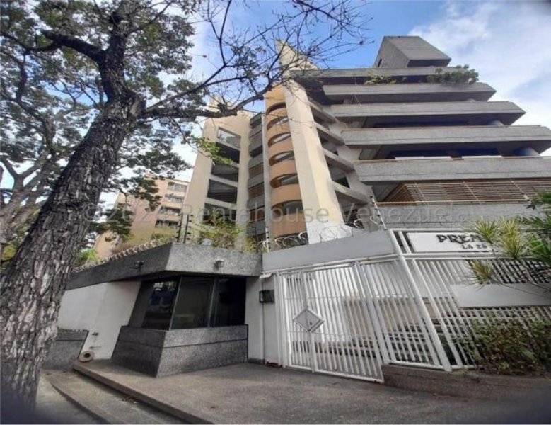 Apartamento en venta en La Campiña. 2 Estacionamientos.