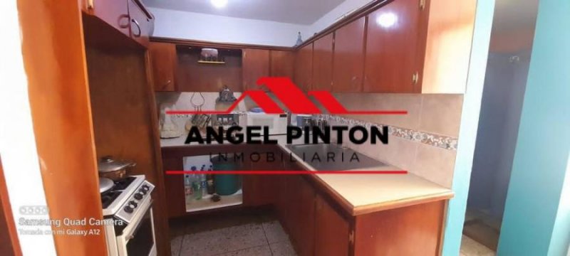 Foto Apartamento en Venta en La Floresta, Maracaibo, Zulia - U$D 9.000 - APV173884 - BienesOnLine