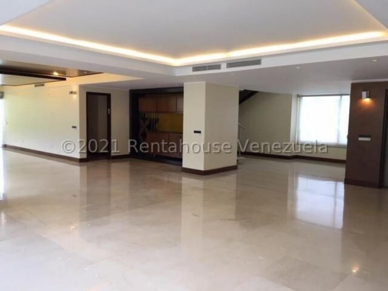 Foto Apartamento en Venta en LA FLORIDA, Caracas, Distrito Federal - U$D 380.000 - APV238464 - BienesOnLine