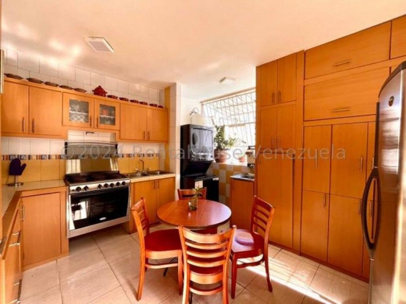 Foto Apartamento en Venta en LA FLORIDA, Caracas, Distrito Federal - U$D 60.000 - APV238447 - BienesOnLine