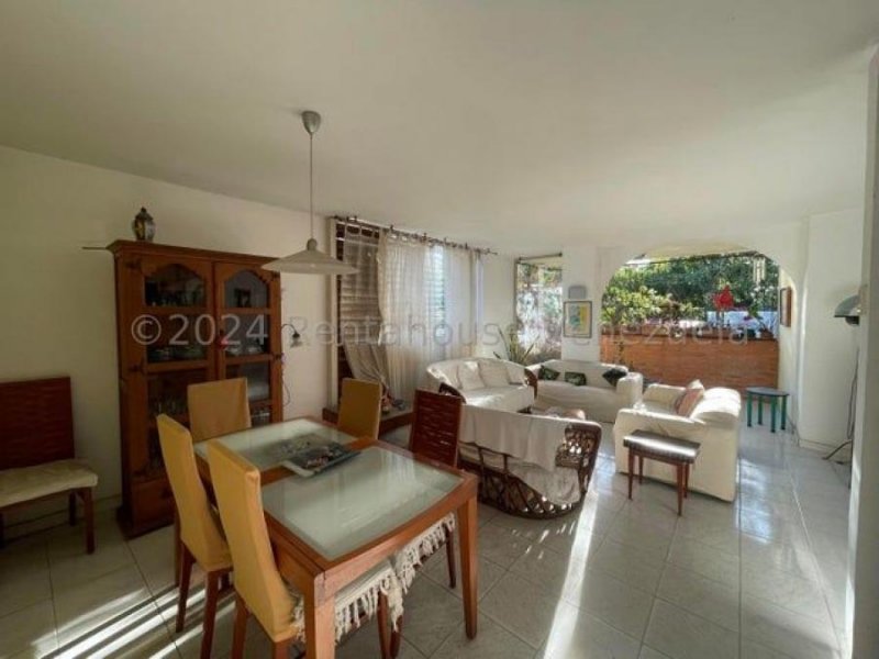 Foto Apartamento en Venta en LA FLORIDA, Caracas, Distrito Federal - U$D 55.000 - APV238444 - BienesOnLine