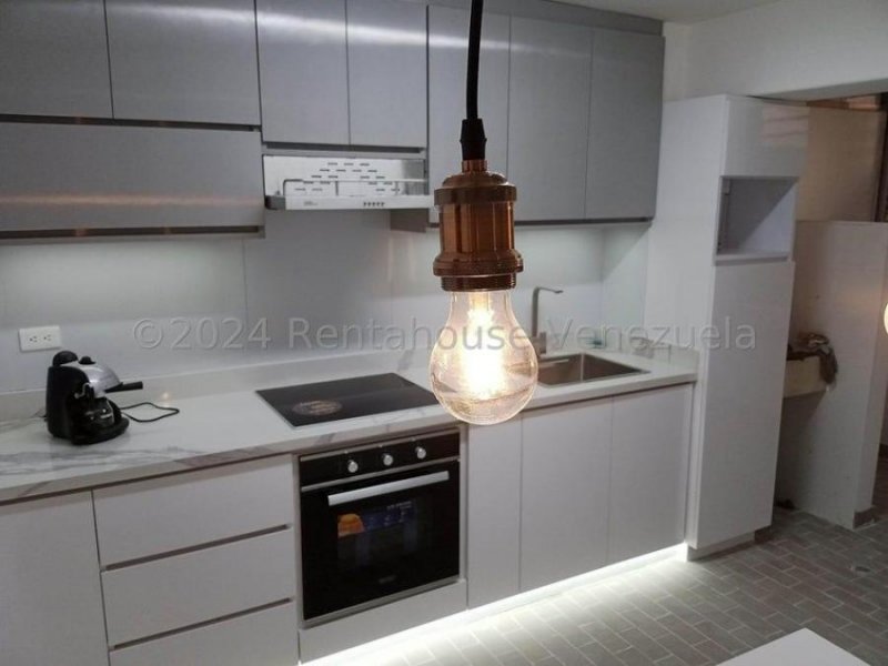 Apartamento en Venta en  La Florida, Distrito Federal