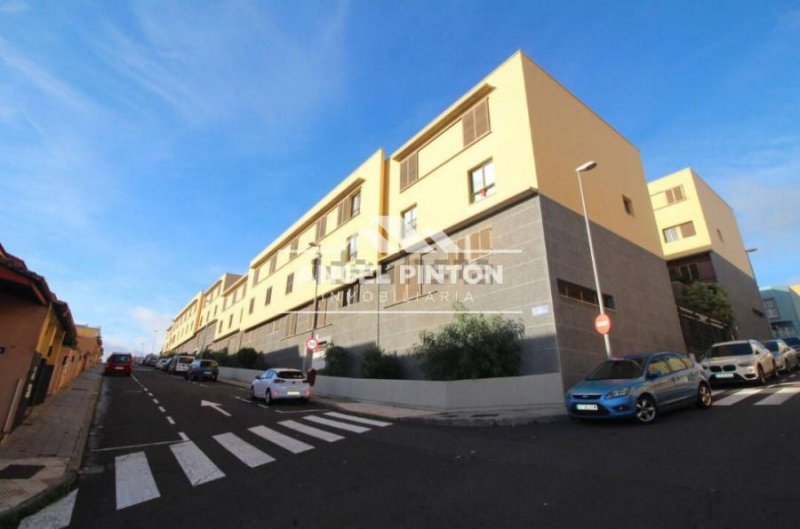 Foto Apartamento en Venta en SUR, La Gallega, Santa Cruz de Tenerife, Canarias, Zulia - U$D 151.130 - APV235713 - BienesOnLine