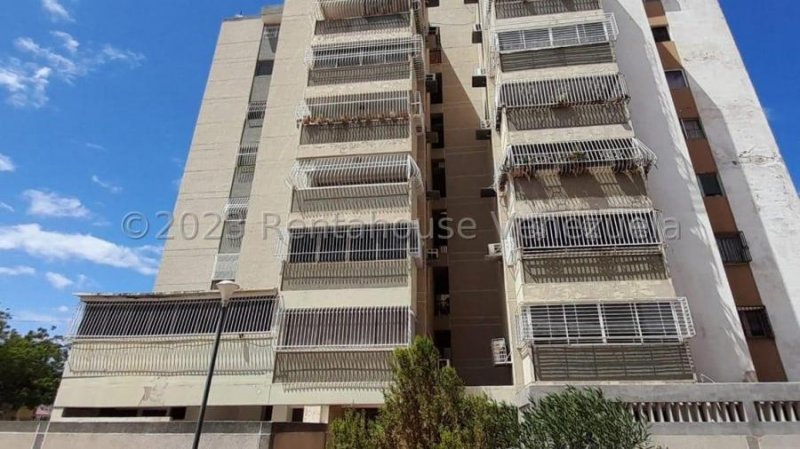 Foto Apartamento en Venta en Maracaibo, Zulia - U$D 13.000 - APV190133 - BienesOnLine