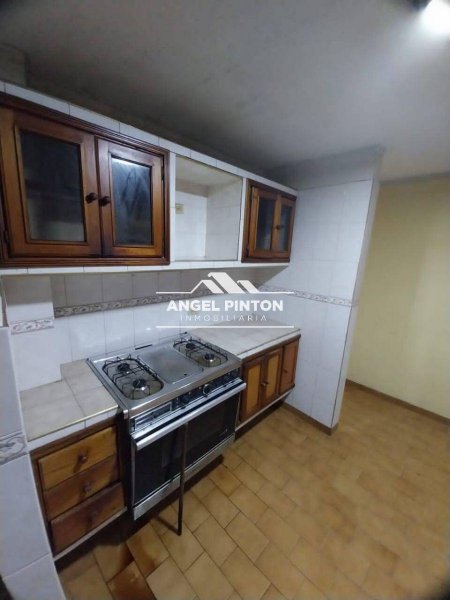 Foto Apartamento en Venta en Sur, Maracaibo, Zulia - U$D 12.000 - APV239133 - BienesOnLine