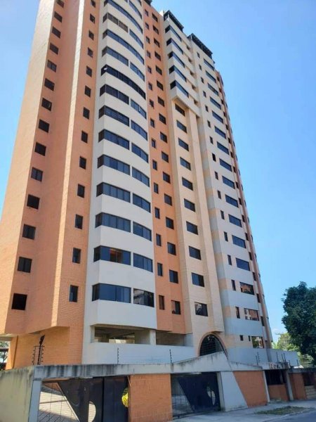 Foto Apartamento en Venta en LA TRIGALEÑA, Valencia, Carabobo - U$D 27.000 - APV147130 - BienesOnLine