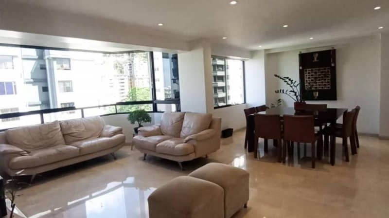 Apartamento en Venta en  la Urb Terrazas del Ávila Municipio Sucre Miranda Caracas Distrito Capital