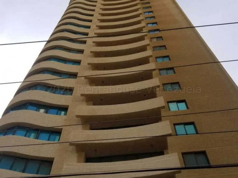 Foto Apartamento en Venta en Maracaibo, Zulia - U$D 250.000 - APV186874 - BienesOnLine