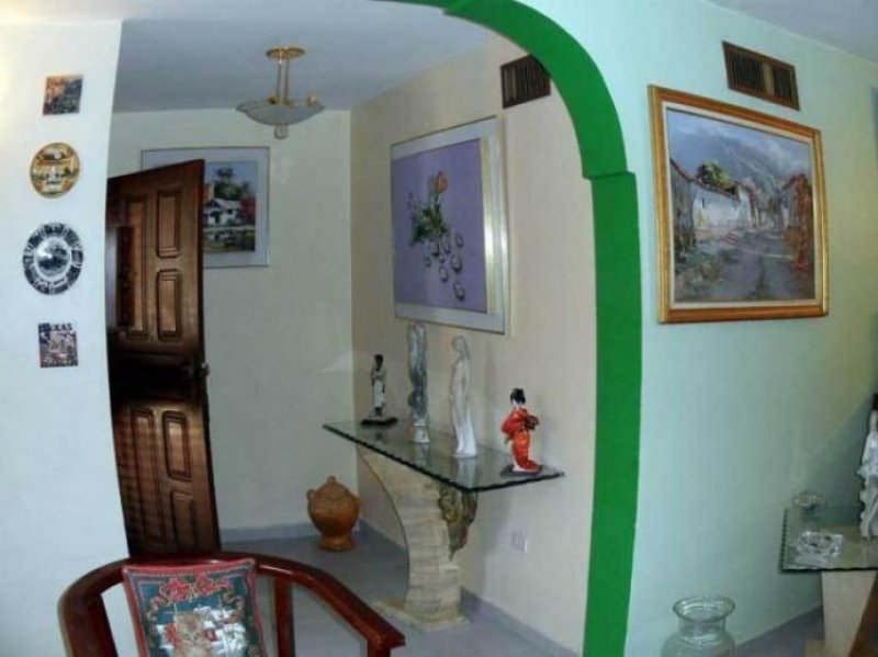 Foto Apartamento en Venta en Casco Central, Lechería, Anzoátegui - BsF 1.250.000 - APV32919 - BienesOnLine