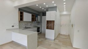 Apartamento en Venta en Lomas del Sol Caracas, Distrito Federal