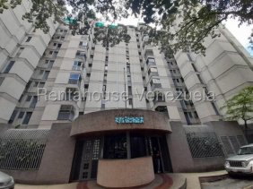 Apartamento en venta en Los Chorros. 25-9822