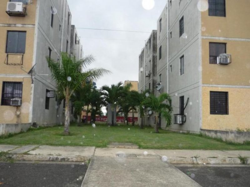 Foto Apartamento en Venta en Buenaventura, Los Guayos, Carabobo - BsF 880.000 - APV50144 - BienesOnLine