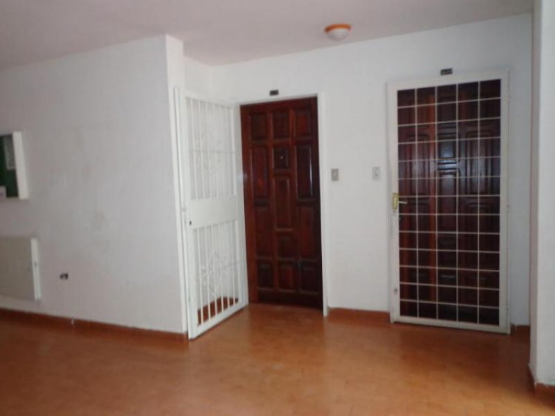 Foto Apartamento en Venta en Mañongo, Naguanagua, Carabobo - BsF 1.500.000 - APV49406 - BienesOnLine