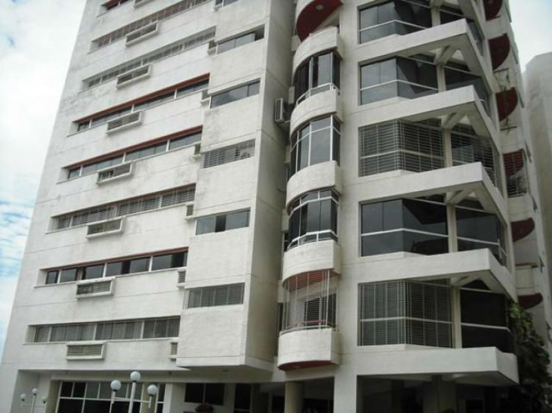 Foto Apartamento en Venta en Mañongo, Naguanagua, Carabobo - BsF 57.500.000 - APV70127 - BienesOnLine