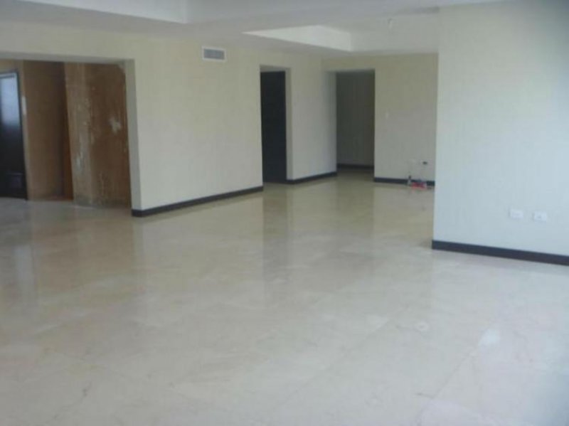 Foto Apartamento en Venta en El Milagro, Maracaibo, Zulia - BsF 9.980.000 - APV48904 - BienesOnLine