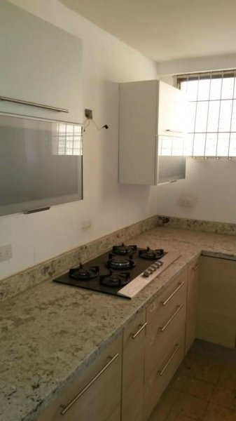 Foto Apartamento en Venta en Indio Mara, Maracaibo, Zulia - BsF 4.500.000 - APV53488 - BienesOnLine