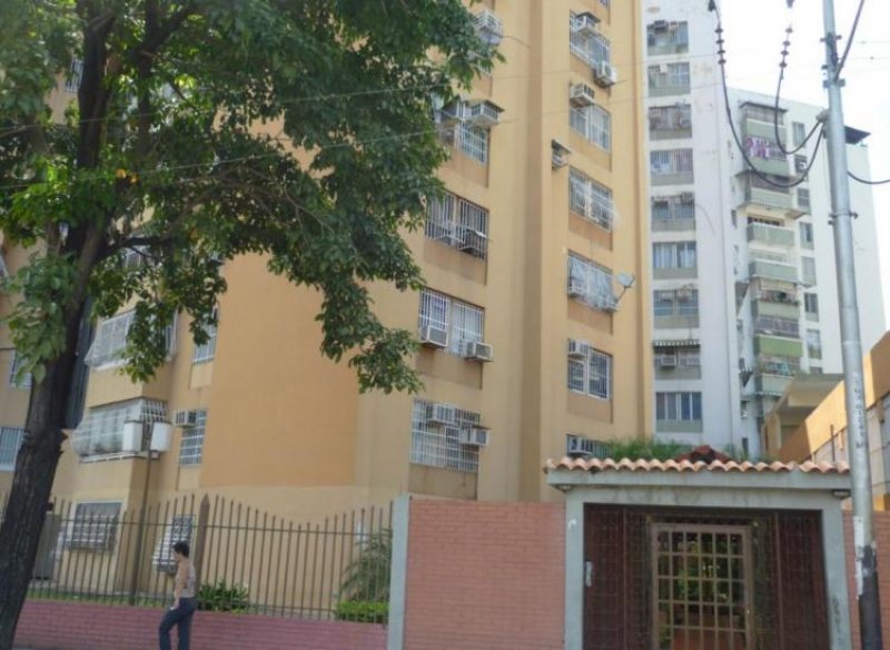 Foto Apartamento en Venta en Maracay, Aragua - BsF 850.000 - APV38027 - BienesOnLine