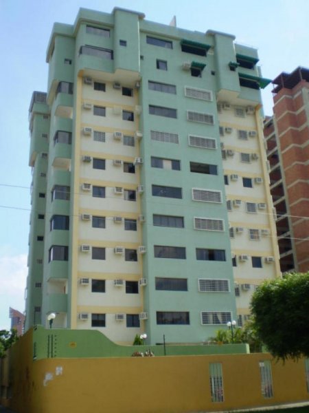 Foto Apartamento en Venta en Base Aragua, Maracay, Aragua - BsF 1.200.000 - APV37598 - BienesOnLine