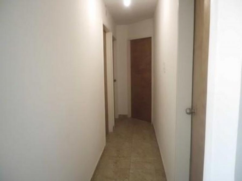 Foto Apartamento en Venta en Bosque Alto, Maracay, Aragua - BsF 680.000 - APV37357 - BienesOnLine