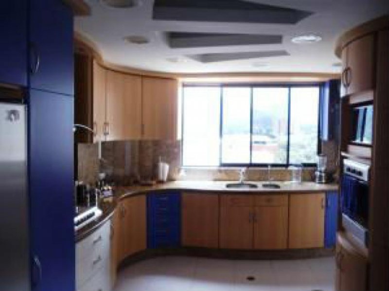 Foto Apartamento en Venta en Maracay, Aragua - BsF 296.000.000 - APV79396 - BienesOnLine