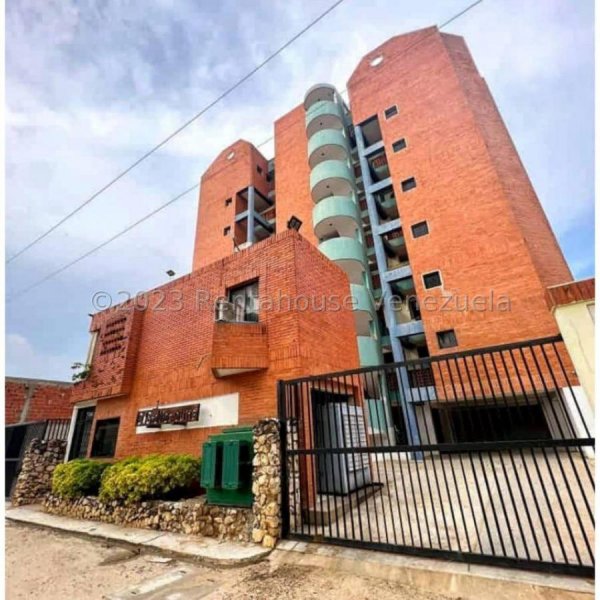 Apartamento en Venta en  Tucacas, Falcón