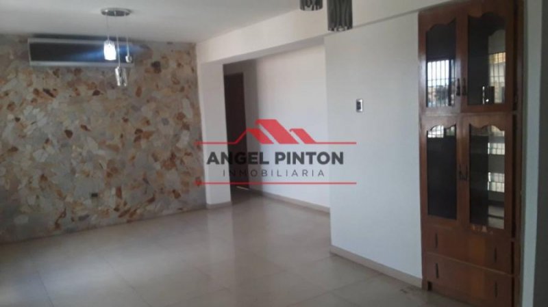 Foto Apartamento en Venta en Maracaibo, Zulia - U$D 9.500 - APV182579 - BienesOnLine