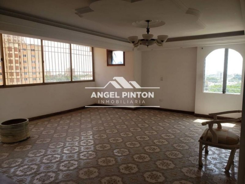 Foto Apartamento en Venta en Plaza Republica, Maracaibo, Zulia - U$D 25.000 - APV222251 - BienesOnLine