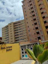 Apartamento en venta en Res Ariana Suites Tucacas Lm Luisa Mezones vende
