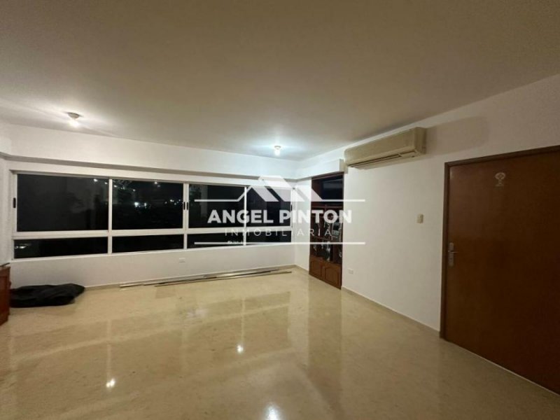 Foto Apartamento en Venta en Maracaibo, Zulia - U$D 80.000 - APV241244 - BienesOnLine