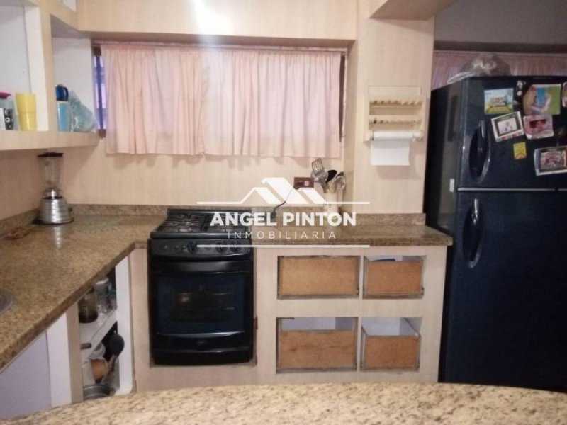 Foto Apartamento en Venta en Maracaibo, Zulia - U$D 12.000 - APV247014 - BienesOnLine