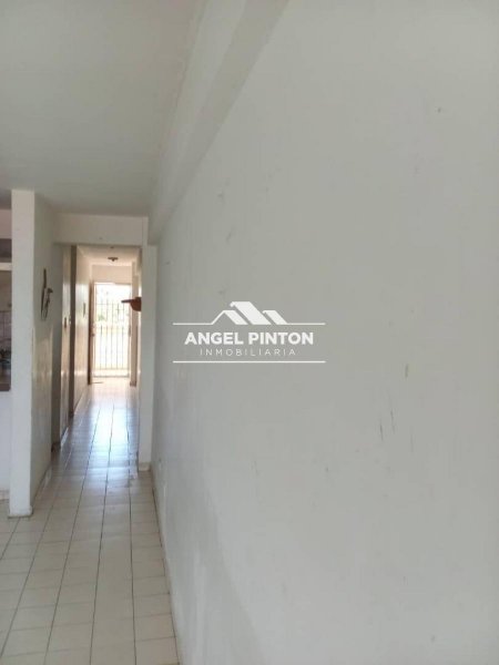 APARTAMENTO EN VENTA EN SANTA IRENE PUNTO FIJO EDO. FALCON API 5035