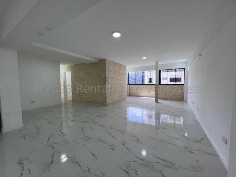 Apartamento en Venta en Santa Paula. 