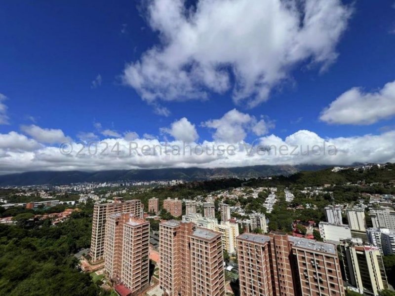 Apartamento en Venta en Santa Paula. 1 Estacionamiento.