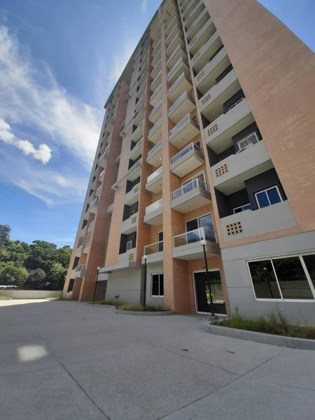 Foto Apartamento en Venta en NAGUANAGUA, Naguanagua, Carabobo - U$D 25.200 - APV150560 - BienesOnLine